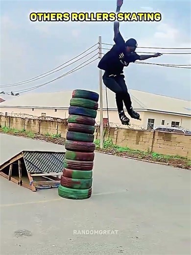 Roller skating fails vs Pro rollerblading stunts