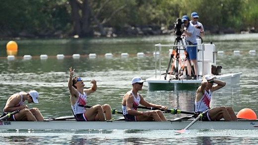 Team USA rowers win gold medal in men's four