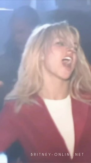 Hilarious Moments from MTV Special Rehearsal 2003 with Britney Spears