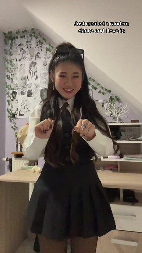 Avril Lavigne Hello Kitty Dance Trend