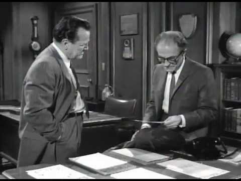 Barry Morse introduces "Never Wave Goodbye" Part 1