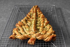 Cheese Twist Christmas Tree