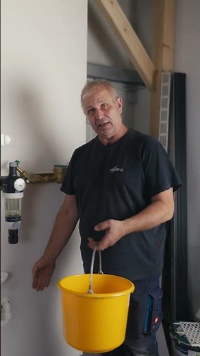 Cleaning water filters in seconds – backwashing explained!