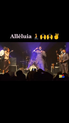 Live Concert Performance of Alléluia with Engaging Musicians