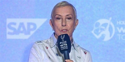 Martina Navratilova makes her feelings known in 4 words as two transgender athletes reach women’s pool final in UK