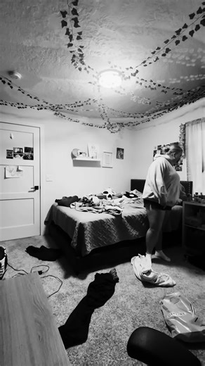 Cleaning my room after 3 weeks of being in a depressive state. it doesn’t mean i’m out of it. it doesn’t mean it’s gonna get easier, but i don’t need to be crowded. i’m not talking about the sit in bed and rot depression although that’s part of it. i’m talking about the showing up, and keeping busy and being present but being exhausted. for me my room is a representation of my mind, clean room is a clean mind even if it only stays for so long. you are not alone. 💌