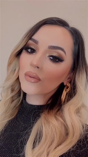 Golden Eyeshadow Tutorial | Step-by-Step Makeup Guide