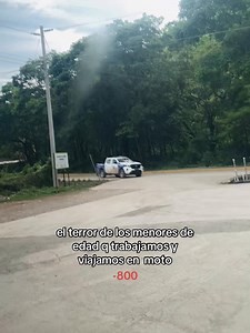 El terror de los menores que trabajan y viajan en moto en La Libertad, Comayagua