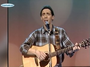 Una canzone rimasta nel cuore di tantissimi: "Teorema" di Marco Ferradini nella versione dal vivo solo voce e chitarra su Antennatre Lombardia. | Ti ricordi quella sera?