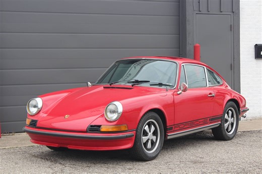 1970 Porsche 911E Sunroof Coupe With 3.0L SC Engine And Timeless Style