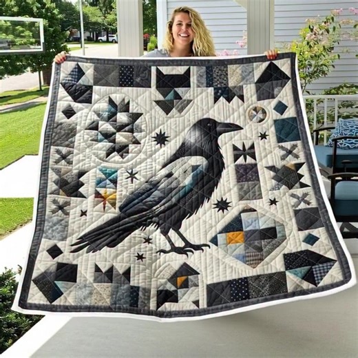 So beautiful Raven Quilt #Ravens #crow | Raven addict