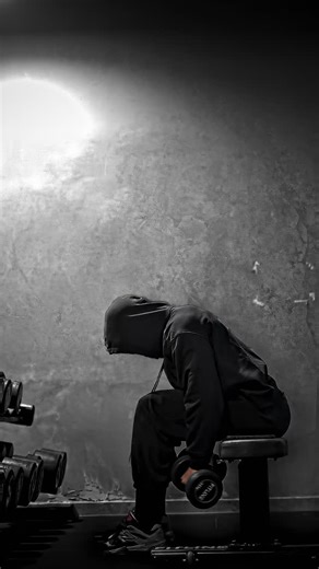 Hey Siri. . . Use Code - @smashfit | DIVXSF. . . . #gymmotivation #gymlife #fitnessjourney #fitnesslife #gymrat #fitnessmotivation . . | Divyesh Mangela