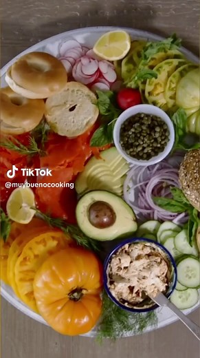 Build your own bagel bliss. 🥯 A smoked salmon bagel bar is the easiest make ahead breakfast or brunch that everyone loves. Zero cooking stress, endless topping combos, and perfect for slow mornings or hosting. #fyp #BagelBar #SmokedSalmonBagel #BreakfastTok #BrunchIdeas #MakeAheadBreakfast #FoodTok #MuyBuenoCooking #MexicanFoodLovers