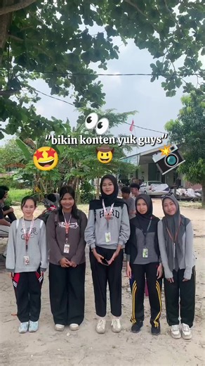 Siap bergerak bersama untuk bumi yang lebih hijau? 🍃 Ini dia rangkaian program kerja seru kami di Departemen Lingkungan Hidup HMTL! 🌍 Bank Enviro 💡 Kajian Kreativitas Mahasiswa 🌱 Enviro Action Day Setiap aksi kecil adalah bukti kepedulian, setiap langkah hijau membawa harapan baru. Mari bersama-sama menjaga, merawat, dan menjadi agen perubahan demi masa depan bumi kita!✨ #HMTL #DepartemenLingkunganHidup
