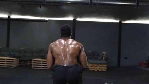 Build Big, Strong Legs: Top Tips for Beginners & Advanced!