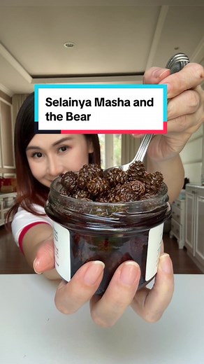 Mukbang Selai Pinus ala Masha and the Bear