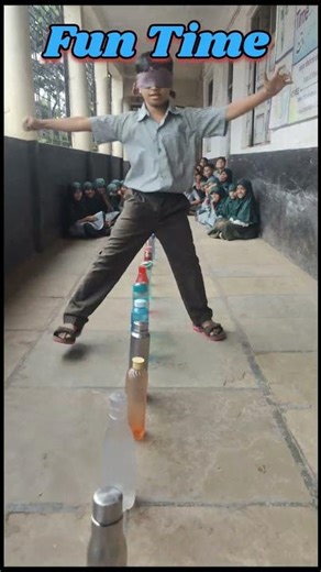 ✨Blindfolded 👑Fun: Blindfolded Challenges You Can't Miss! #goviral #school #trendingshorts #funny