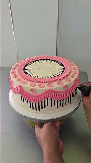 LOS DISEÑOS DE PASTELES MAS INCREIBLES