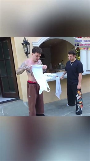 FaZe Adapt SPAWNED A NEW SHIRT After Stable Ronaldo Tore It 😭