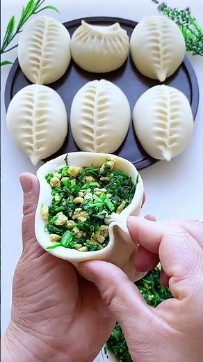 Willow Leaf Bao Bun Folding Technique 🥟 | Thin Skin & Juicy Filling Baozi Tutorial #FancyDimSum
