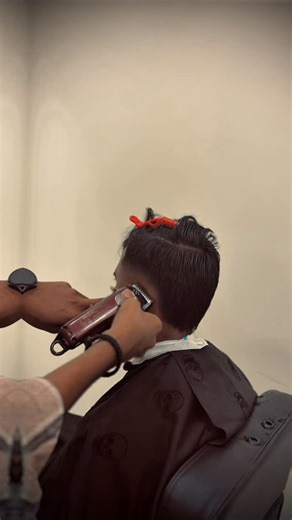 Ar_hair_studio on Instagram: "brust fade 💈✨ #haircut #hairtransformation #hairgoals #instagood #new"