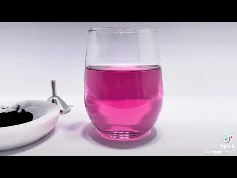 Carmine Natural Food Coloring Experiment | Cochineal Powder Turns Water Pink & Bright Red