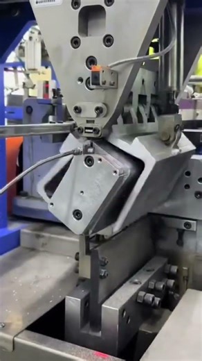 High-quality biscuit tin making process with precise metal forming