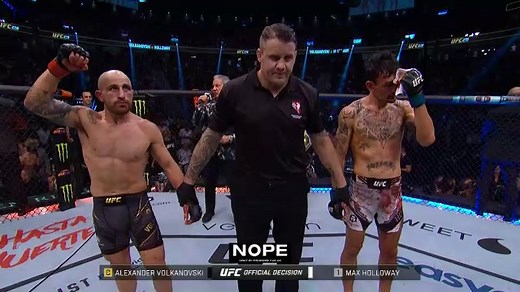 Volkanovski takes care of business in trilogy fight vs. Holloway