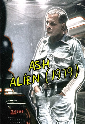 👽 ASH: El androide que condeno a la tripulación de la Nostromo en Alíen… Ash, es uno de los personajes más inquietantes en Alien, precisamente porque durante buena parte de la película parece ser uno de los miembros más racionales de la tripulación de la Nostromo. Es un oficial científico que representa el conocimiento, la lógica y la autoridad dentro de la nave. Sin embargo, detrás de esa apariencia se encuentra uno de los grandes secretos de la película: Ash no es humano. Es un androide coloc