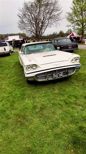 818K views · 19K reactions | When Ford Built A Jet Age Dream On Wheels: Ford Thunderbird #FordThunderbird #carspotting #carshow #carsofinstagram #carphotography #ClassicCars Ford Motor Company Mecum Auctions Vanguard Motor Sales Twisted Axle Car Club | AJ Classic Cars | Facebook