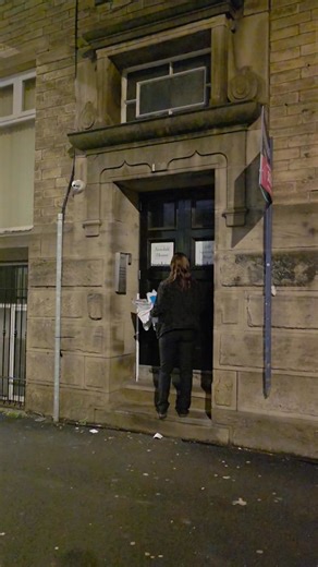 Crime scene investigation called out to Airedale House on Sunbridge Road, Bradford | Gazz Hall