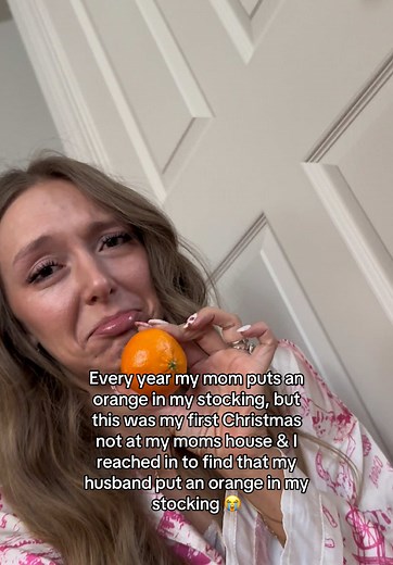 Emotional Christmas Tradition: The Orange in My Stocking