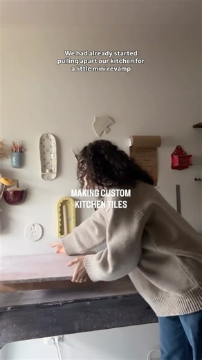 May Ceramics Studio | Carina on Instagram: "I’ve got another video on my feed where I share some ideas for the design and the vision if you’re interested ☺️ #pottery #handmade #customtiles #delftware"
