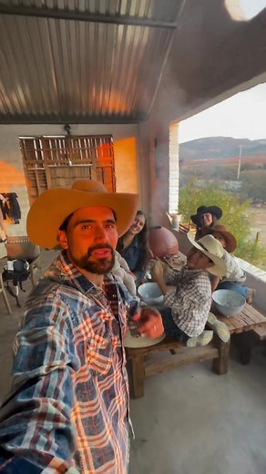 ¡Asi intentamos hacer una pizza de campo en familia! | Pizza