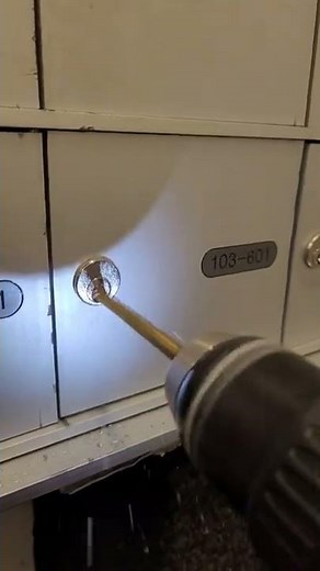how to open your mail box less then 5 seconds without keys....