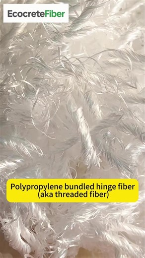 Polypropylene bundled hinge fiber (aka threaded fiber) is made from PP through a special parallel drawing & hinge-linking process. It offers high break strength, great dispersion, and strong concrete grip – perfect for crack control in cement concrete! #PolypropyleneBundledHingeFiber #HingeFiber #CrossLinkedFiber #CrackControlFiber #ConcreteAnchor