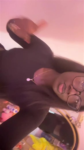 Juste parce que vous êtes mes bestis🤣#senegalaise_tik_tok #vlog