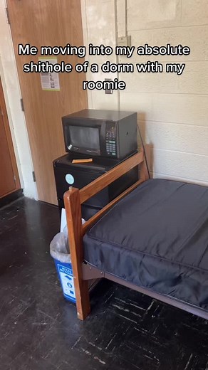 College Dorm Room Tour at Ohio University