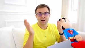 Diana and Papa tell how to swim safely in the pool - video Dailymotion