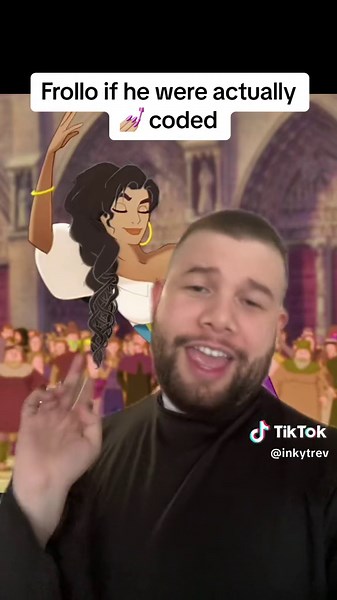 Personally i’d prefer this Frollo #disney #frollo #hunchbackofnotredame #esmeralda #greenscreen