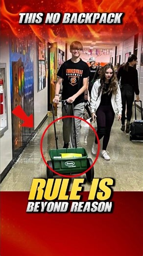 No backpacks allowed… the hallways went INSANE! #backpack #facts #funfact #short #shorts