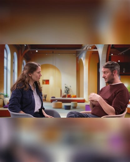 OpenClassrooms on Instagram: "L’un des domaines d’application les plus prometteurs sur l’IA générative ? La Santé ! Découvrez les échanges entre Xavier Frequet Deputy Director Scai.su et Charlène Friang, Chief Education Officer d’OpenClassrooms sur l’avenir de l’IA dans l’éducation et dans bien d’autres domaines : oc.info/3ZAeLhm _______________________ @sorbonne_univ et OpenClassrooms s’associent pour proposer une nouvelle voie de formation en IA, 100 % en ligne, à la croisée de l’excellence ac