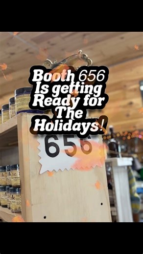 Holiday magic just landed at booth #656 The Willows Flea Market! It’s beginning to look a lot like Christmas! #thrifting #shoplocal #shophandmade #vintage #fleamarket #Maine | Daydream Believer Vintage & Chalk | Facebook