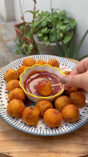 Crispy Mini Potato Balls 🤤|Perfect Tea-Time Snack❤️#shorts #potato #snacks #viralvideo #shortsfeed