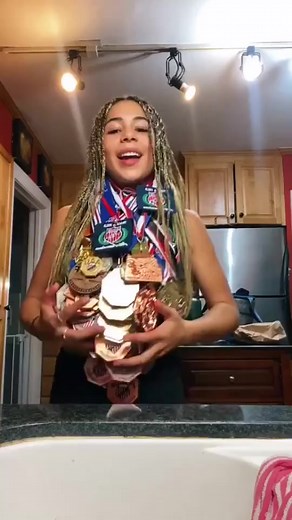 63K views · 2.2K reactions | wow all those metals must be heavy ✨ #stitch with @bigdeeeeeee #heavymetal #metals #winning #athlete #metallica | Yoleendadong | Facebook