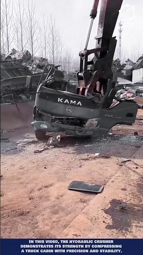 Smart Hydraulic Crusher Machine: Vehicle Body Crushing Innovation #machineinnovation