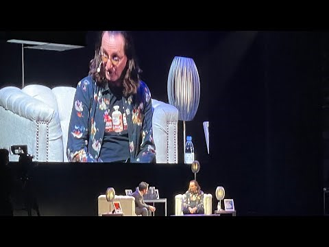 Geddy Lee talks about Rush’s on stage washing machines (Live in NYC)
