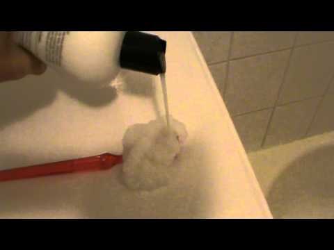 How To Apply Toothpaste to a Toothbrush Correctly