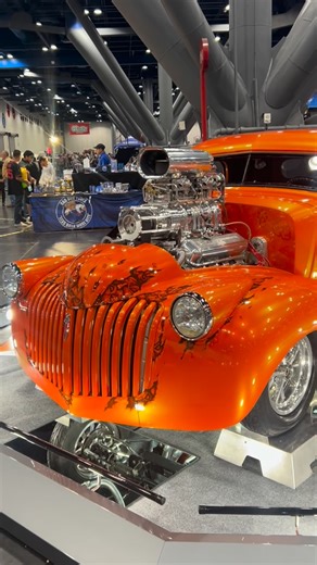 Street Racing and Drag Racing on Instagram: "Blown SBC Classic 42 Hudson Truck #racing #dragracing #streetracing #carshow #carmeet #showcar #dragcar #streetcar #racecar #muscle #musclecar #musclecars #americanmuscle #classic #classiccar #classiccars #hudson #hudsons #sbc #smallblockchevy #smallblock #blown #blower #motorsport #motorsports #car #carporn #texas #usa #america"