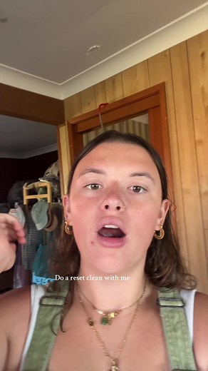 Clean with me #fypviralシ #teenmom #sahm #cleantok #clean